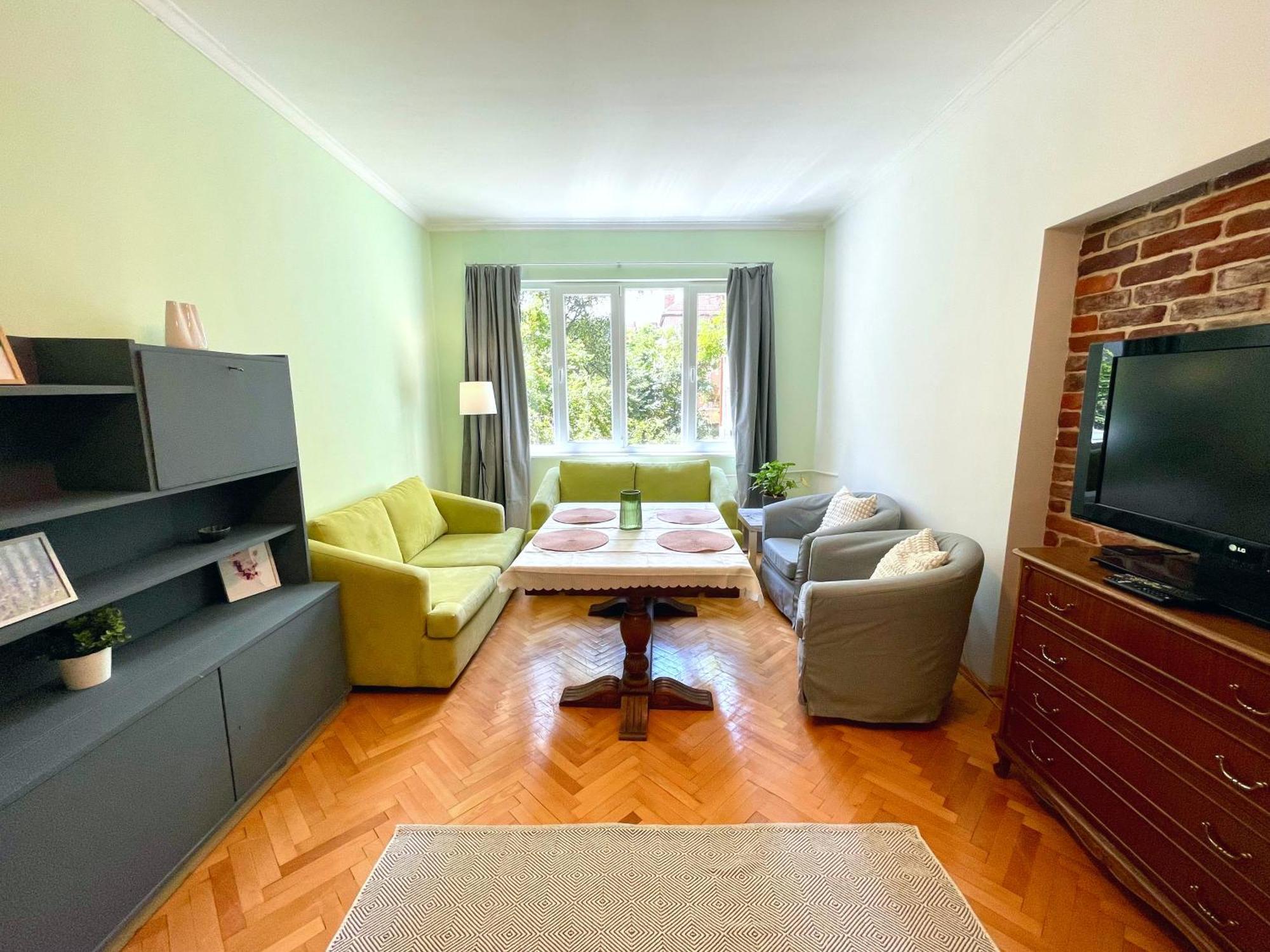 Bohemian Bright & Calm 2Br - Top Center - Private Balcony Sofia Luaran gambar