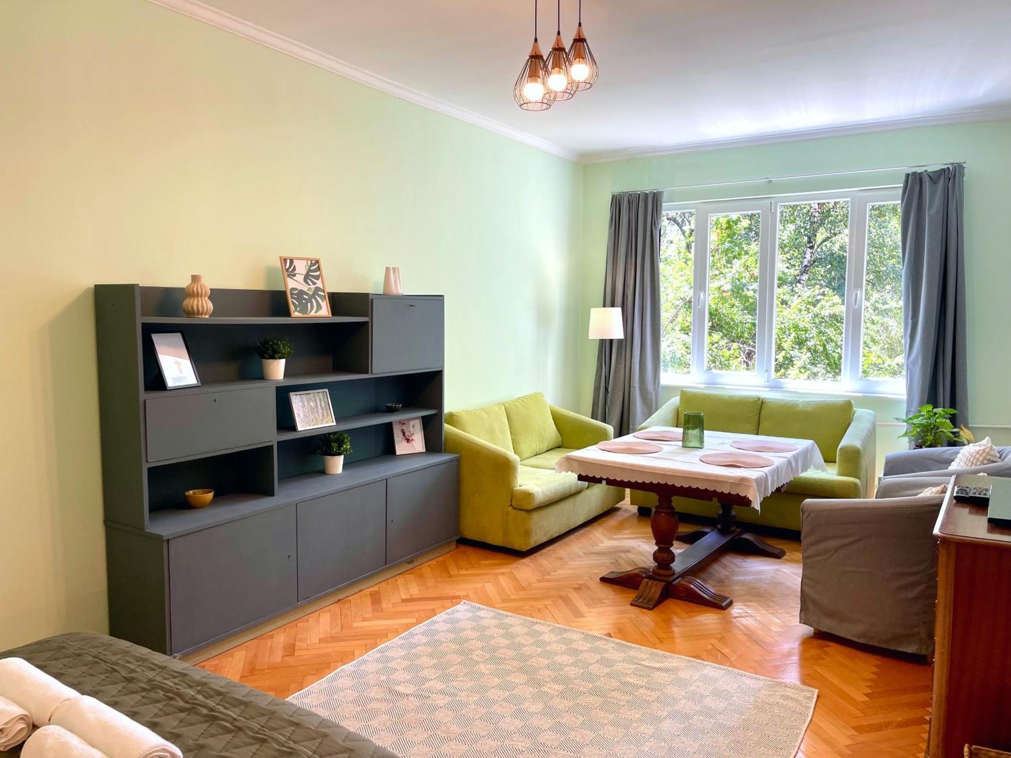 Bohemian Bright & Calm 2Br - Top Center - Private Balcony Sofia Luaran gambar